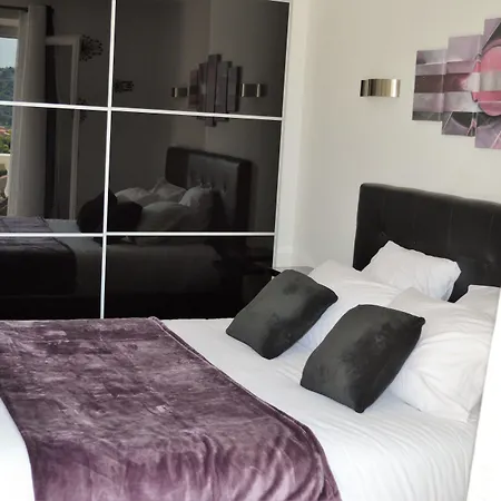 住宿加早餐酒店 La Terre Des Lauriers 瓦洛里