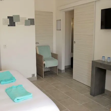 住宿加早餐酒店 La Terre Des Lauriers