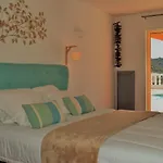 La Terre Des Lauriers Bed & Breakfast