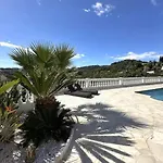 Bed & Breakfast La Terre Des Lauriers