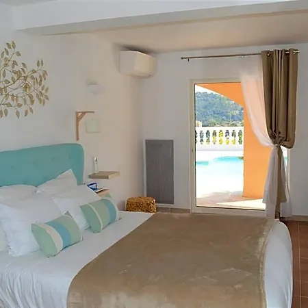 La Terre Des Lauriers Bed & Breakfast Vallauris