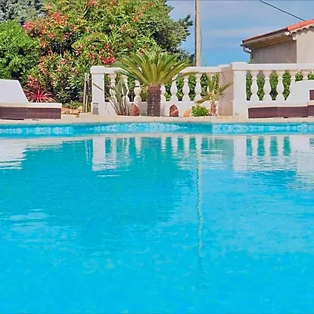 La Terre Des Lauriers Bed & Breakfast Vallauris