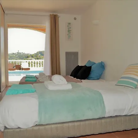La Terre Des Lauriers 3* فالوريس