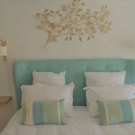 Bed & Breakfast La Terre Des Lauriers 3*